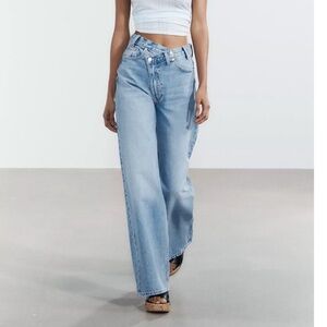 Zara Light Blue Crossover Jeans